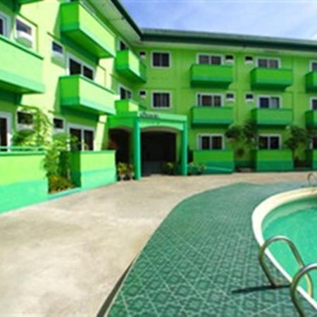 Green One Hotel マクタン エクステリア 写真